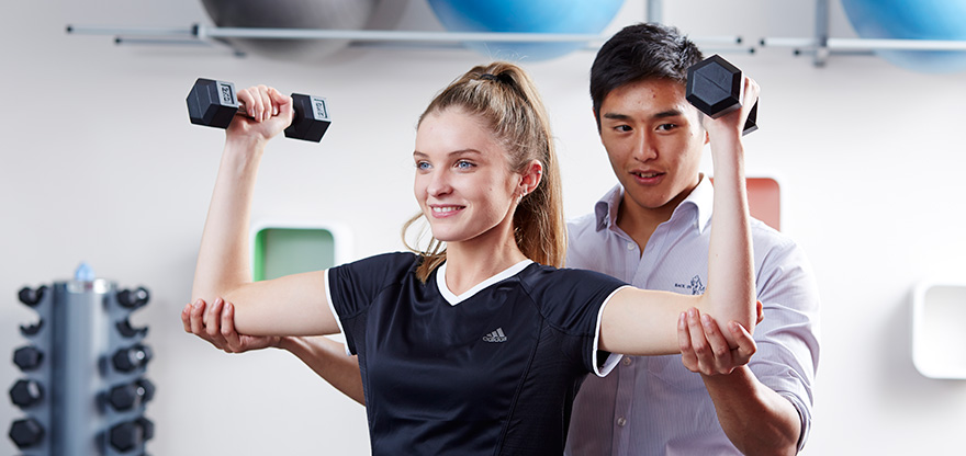 personal-training-with-physiotherapist-880
